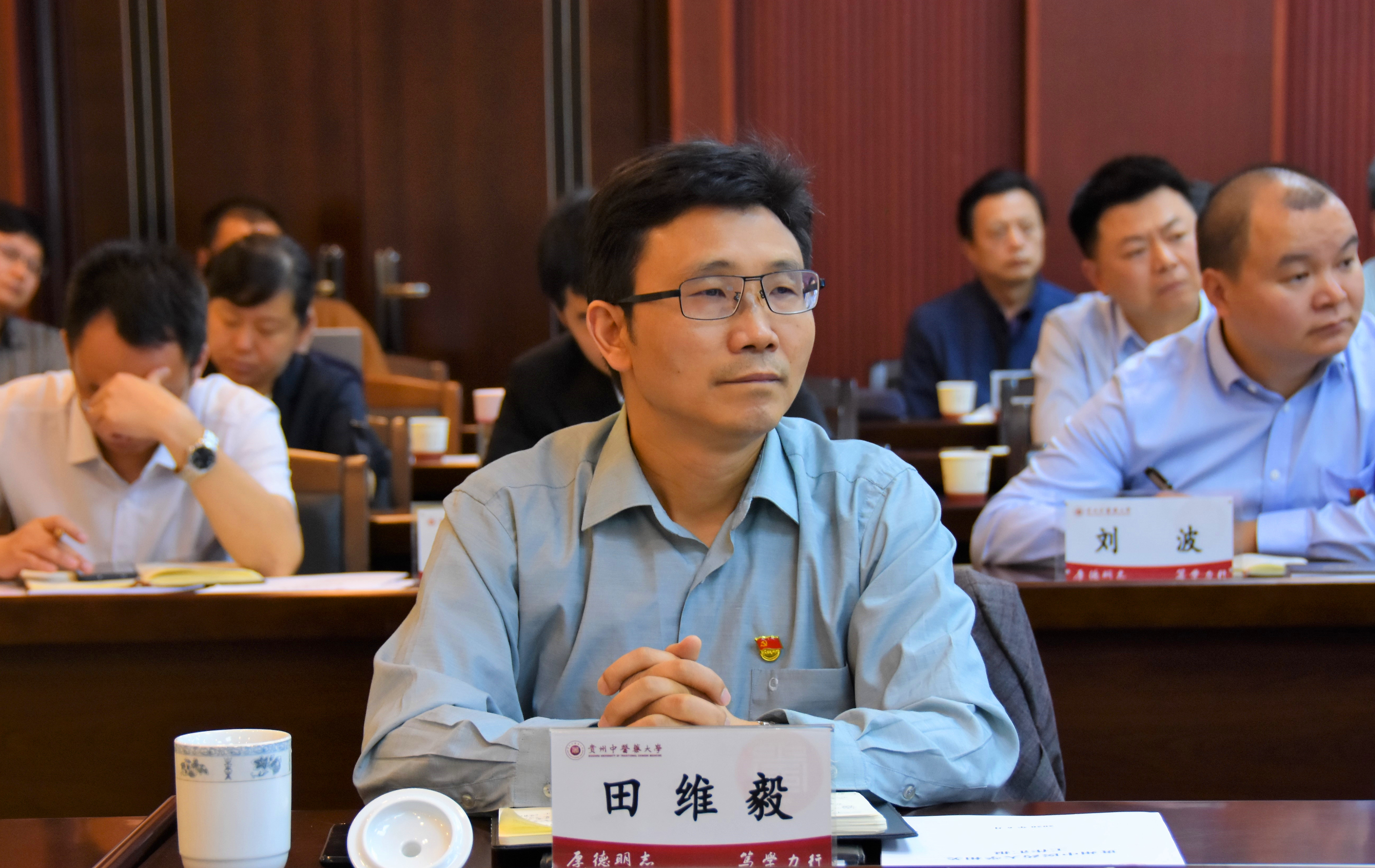 省委常委,省委宣传部部长,省委教育工委书记卢雍政一行来校调研
